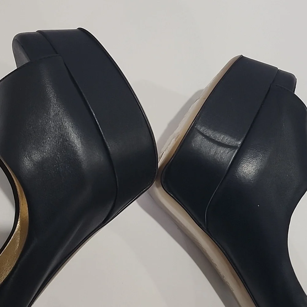 Walter Steiger Curved Peep Toe Heels (SZ 39.5)